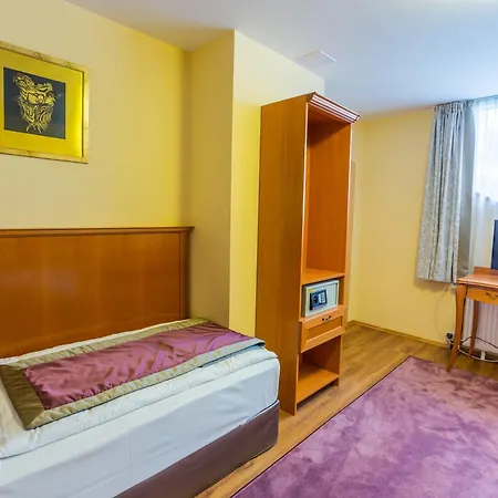 Pannonia ショプロン