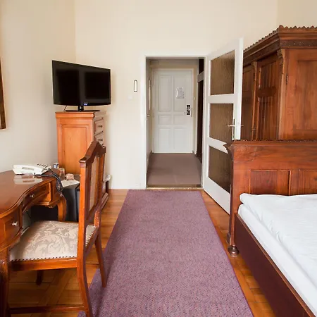 Pannonia 4* ショプロン