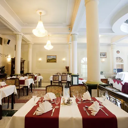 Pannonia Hotel
