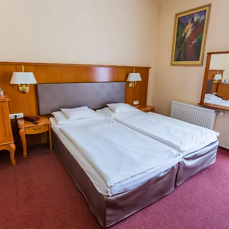 Pannonia Hotel