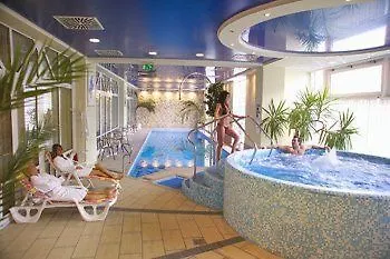 Pannonia Hotel 4*