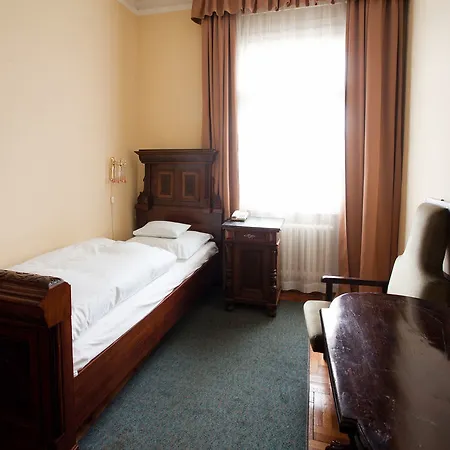 Pannonia Hotel 4*
